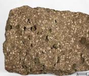 Описание камня риолит (липарит) и его свойства, применение